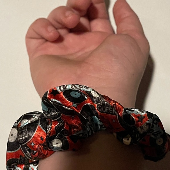 LOL surprise  scrunchie set - Picture 4 of 5